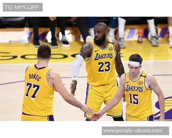 快船与湖人精彩对决直播录像回顾全场亮点与精彩瞬间分析